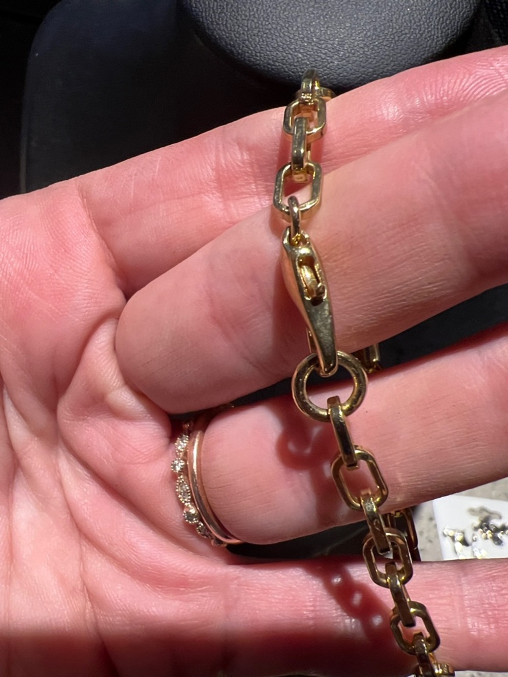 Gold tone Chain Link Bracelet - Women - Picture 4 of 5